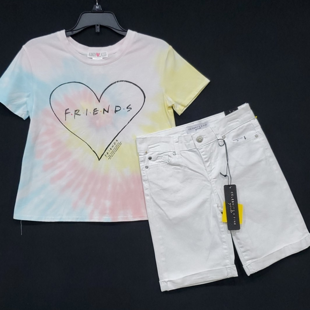 🆕️ Friends Tee & Shorts